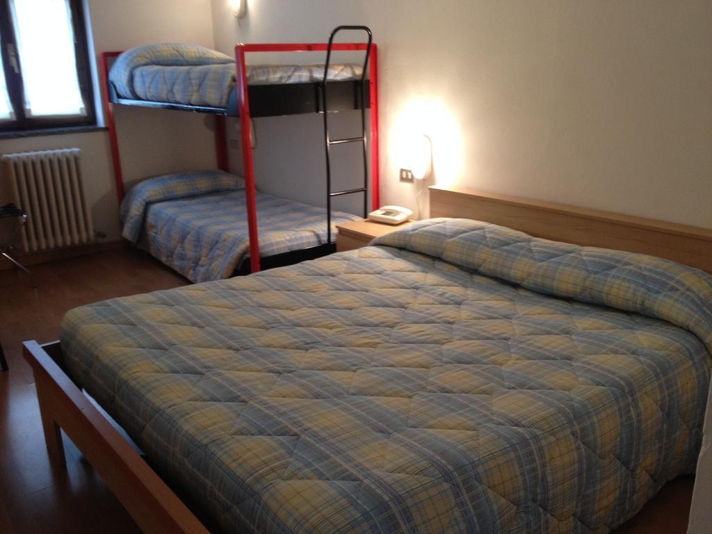 Hotel Rododendro Foppolo Rom bilde